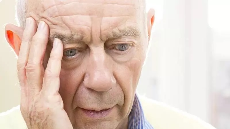 بیماری آلزایمر | کلینیک مغز و اعصاب اصفهان | کلینیک تخصصی مغز و اعصاب نورون 