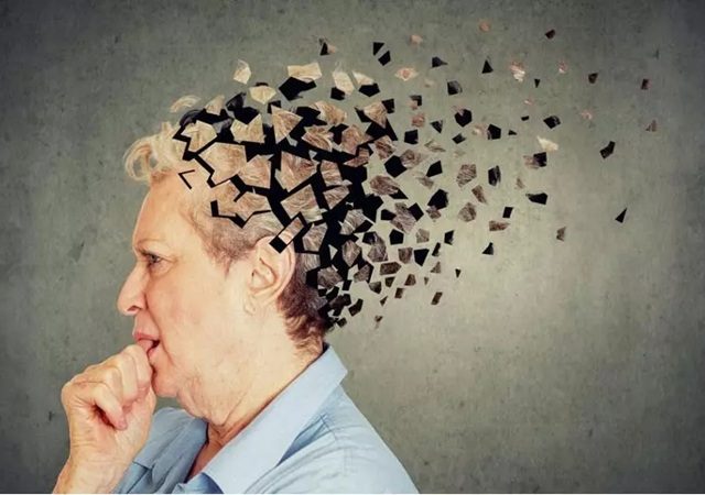 زوال عقل و بیماری آلزایمر | کلینیک مغز و اعصاب اصفهان | کلینیک تخصصی مغز و اعصاب نورون